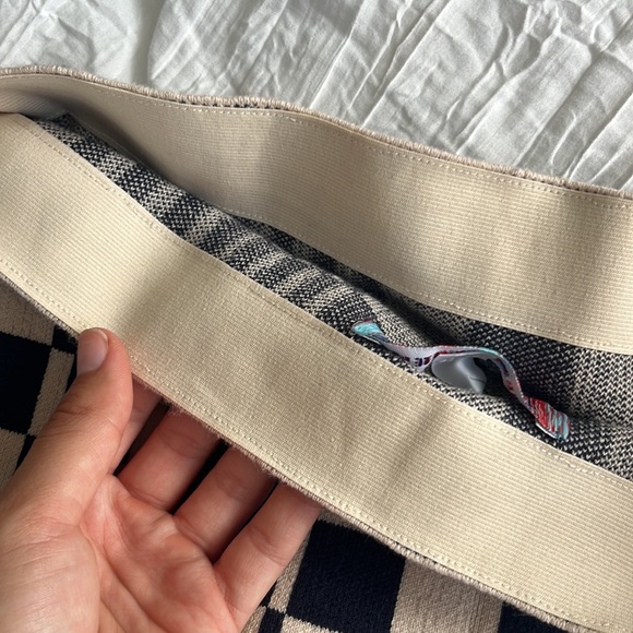 Mini Skirt - Picture 6 of 6